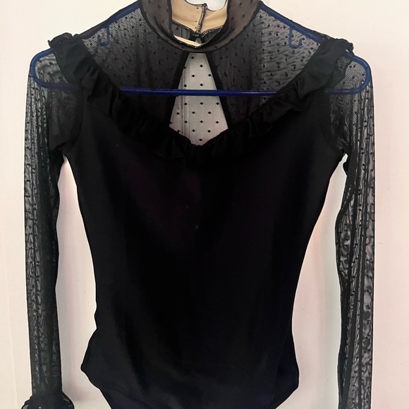 Elegant Black Women's Top - Picture 1 of 6